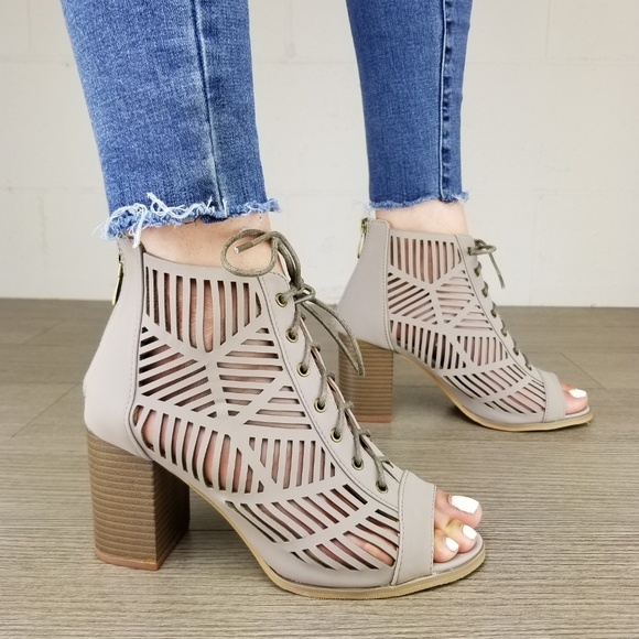 Open Toe Laced Up Spring Cut Out Ankle Booties - Picture 6 of 9